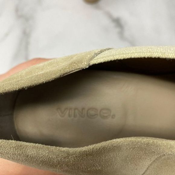 Vince Hamilton Booties in Coco Suede Size 8 - Picture 6 of 9